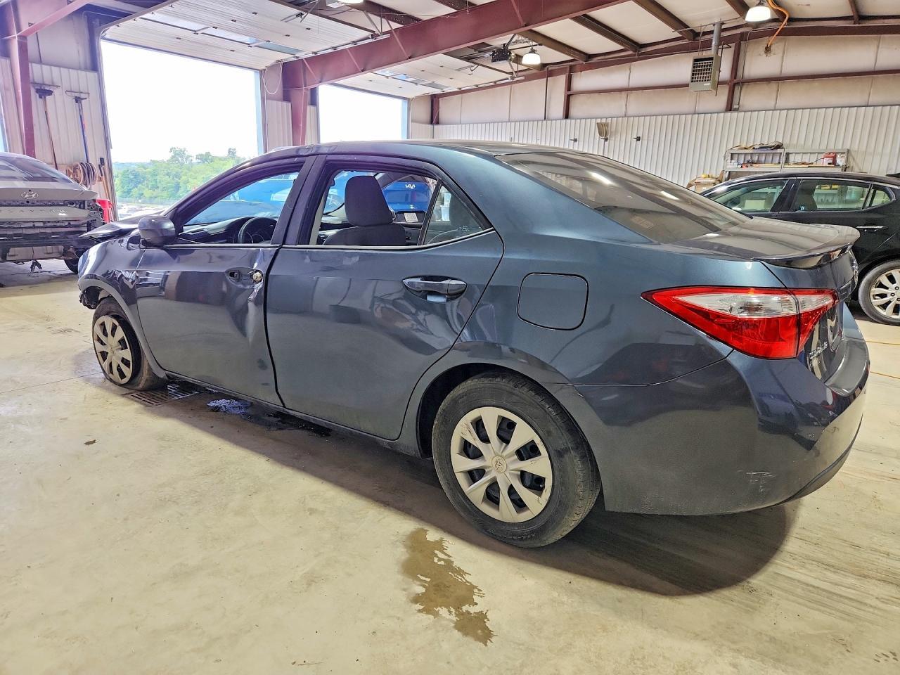 2014 Toyota Corolla Le Eco - Фото 2