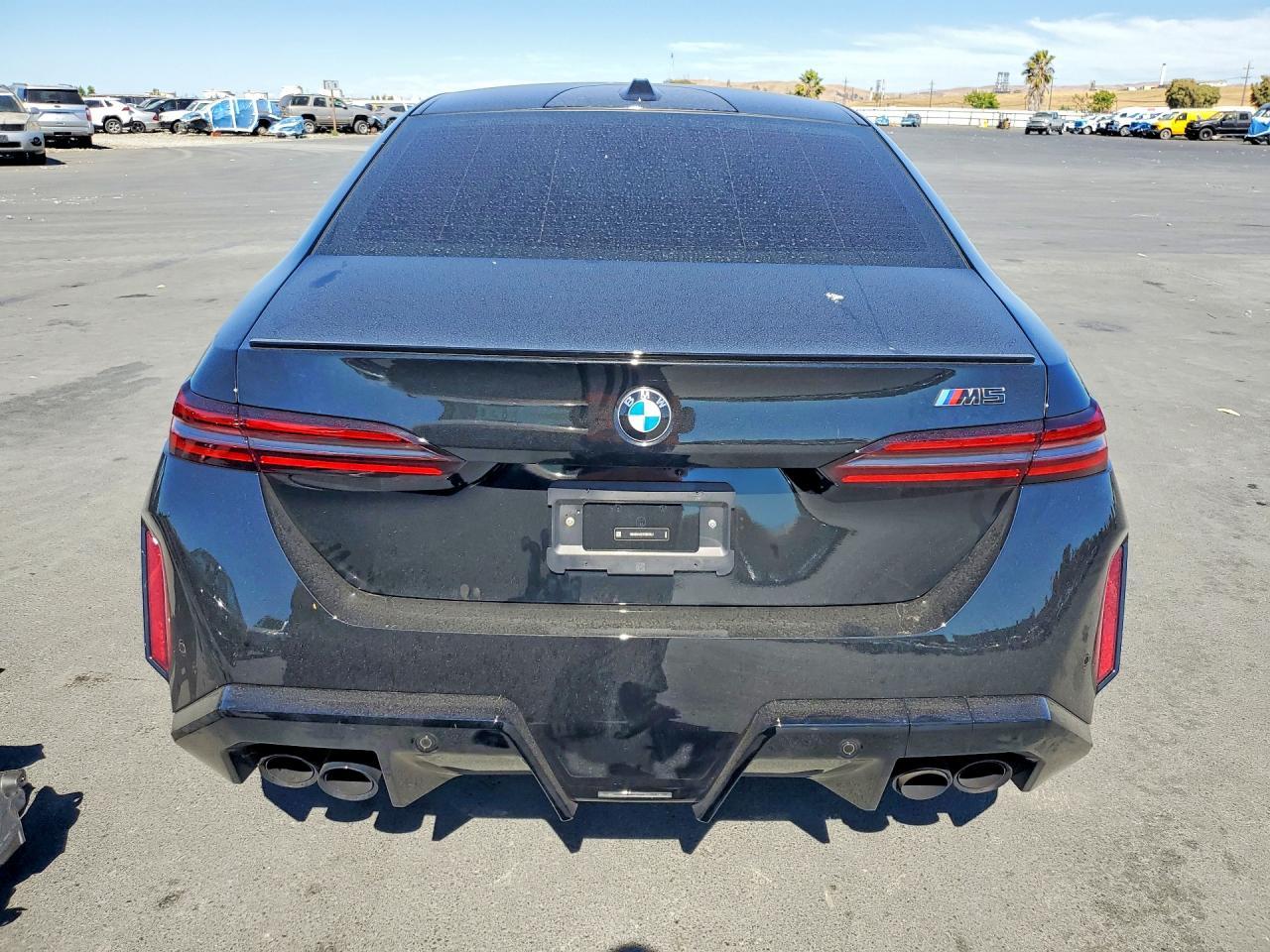 2026 BMW M5 - Фото 6