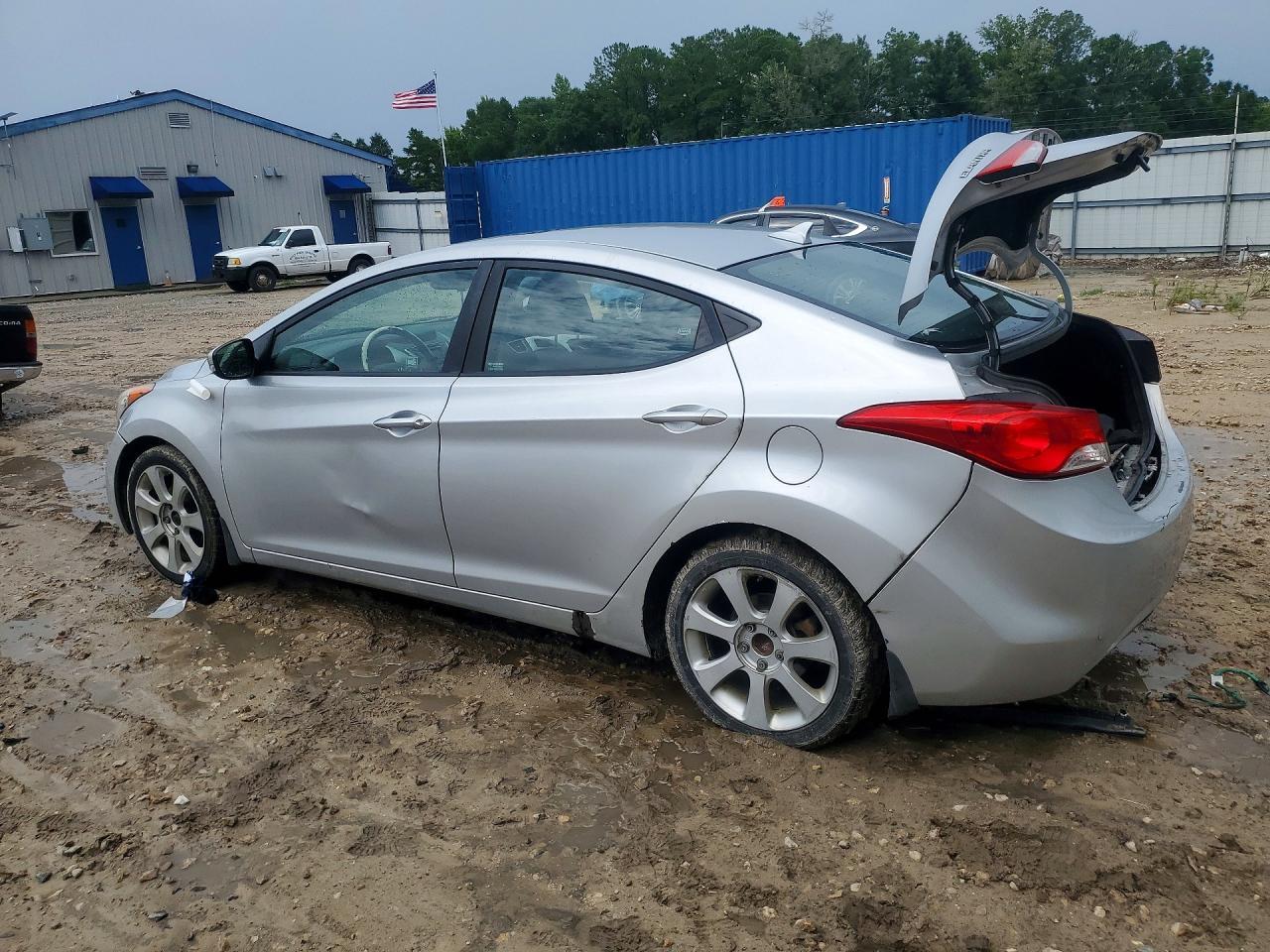 2013 Hyundai Elantra Limited - Фото 2