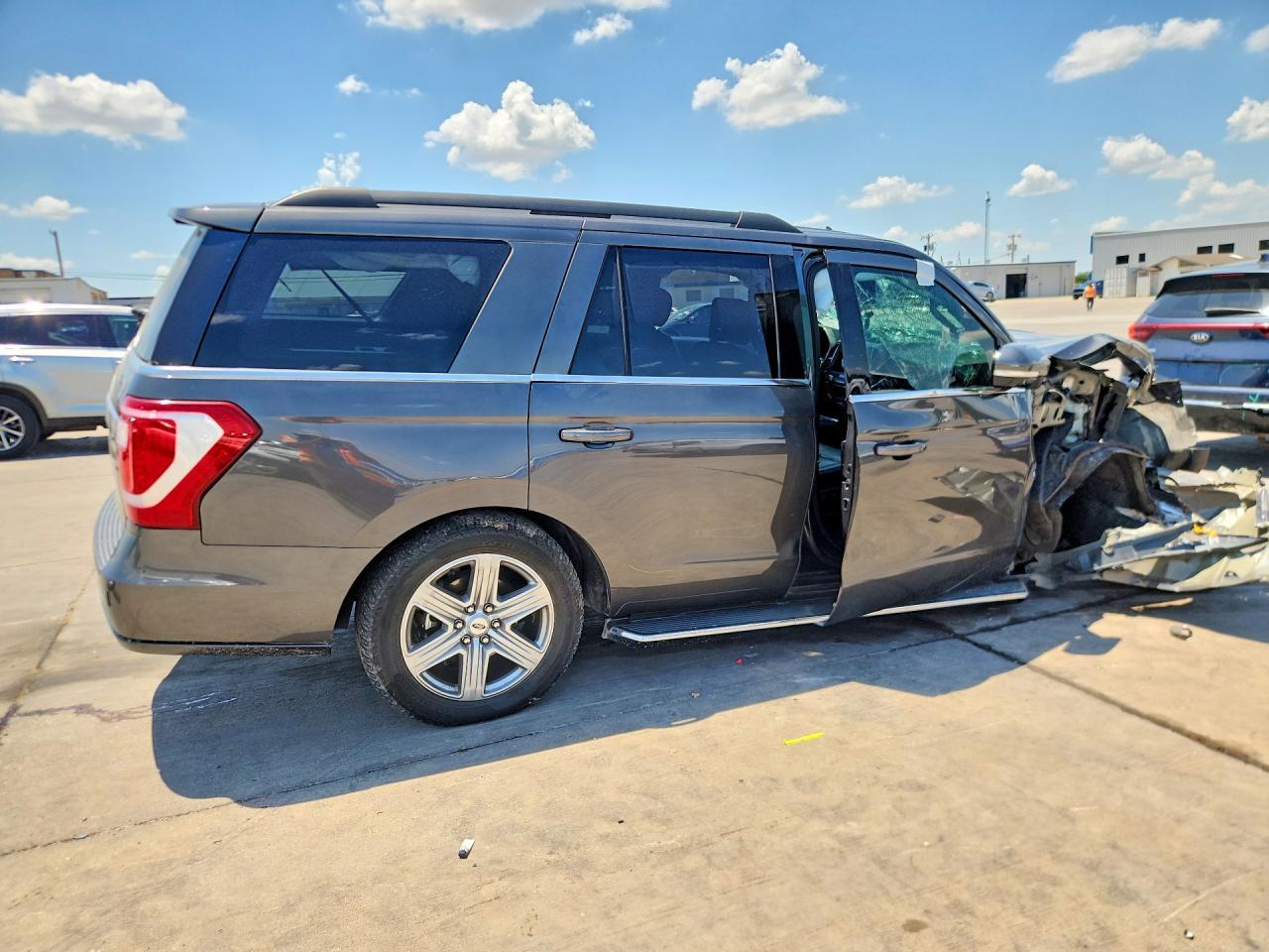 2019 Ford Expedition Xlt - Фото 3