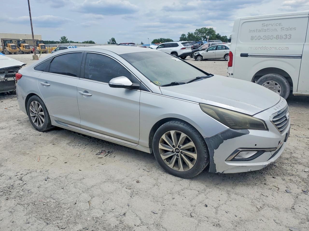 2015 Hyundai Sonata Sport - Image 4