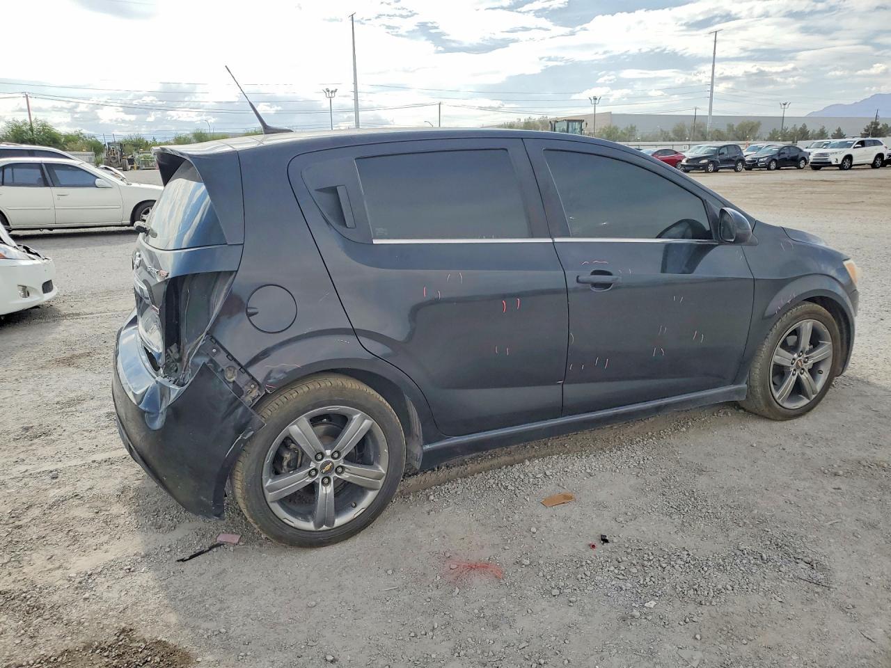 2014 Chevrolet Sonic Rs - Фото 3