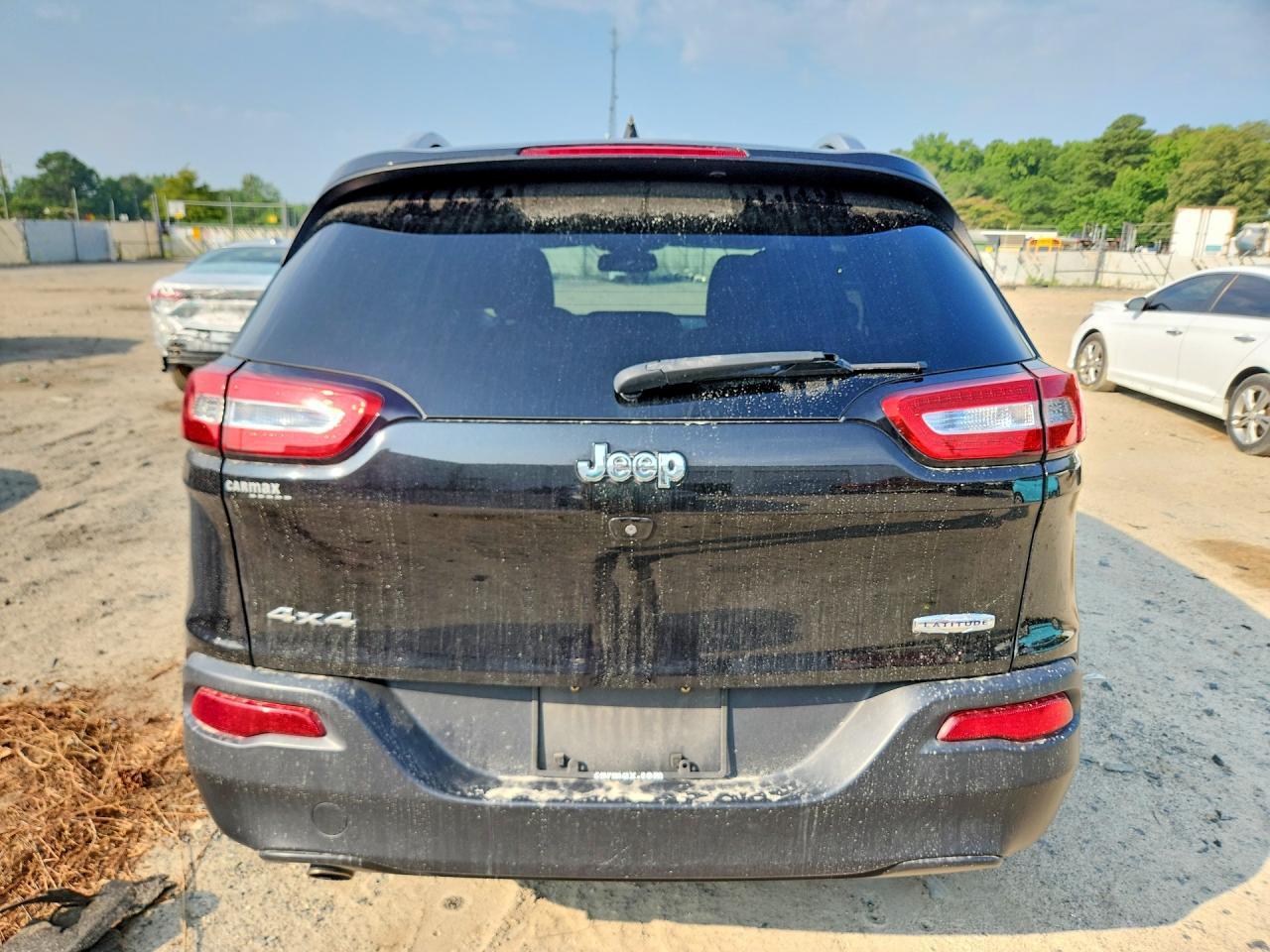 2015 Jeep Cherokee Latitude - Фото 6