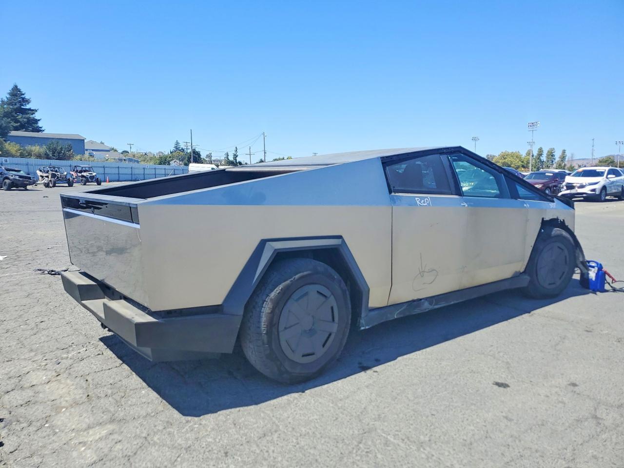 2024 Tesla Cybertruck - Image 3