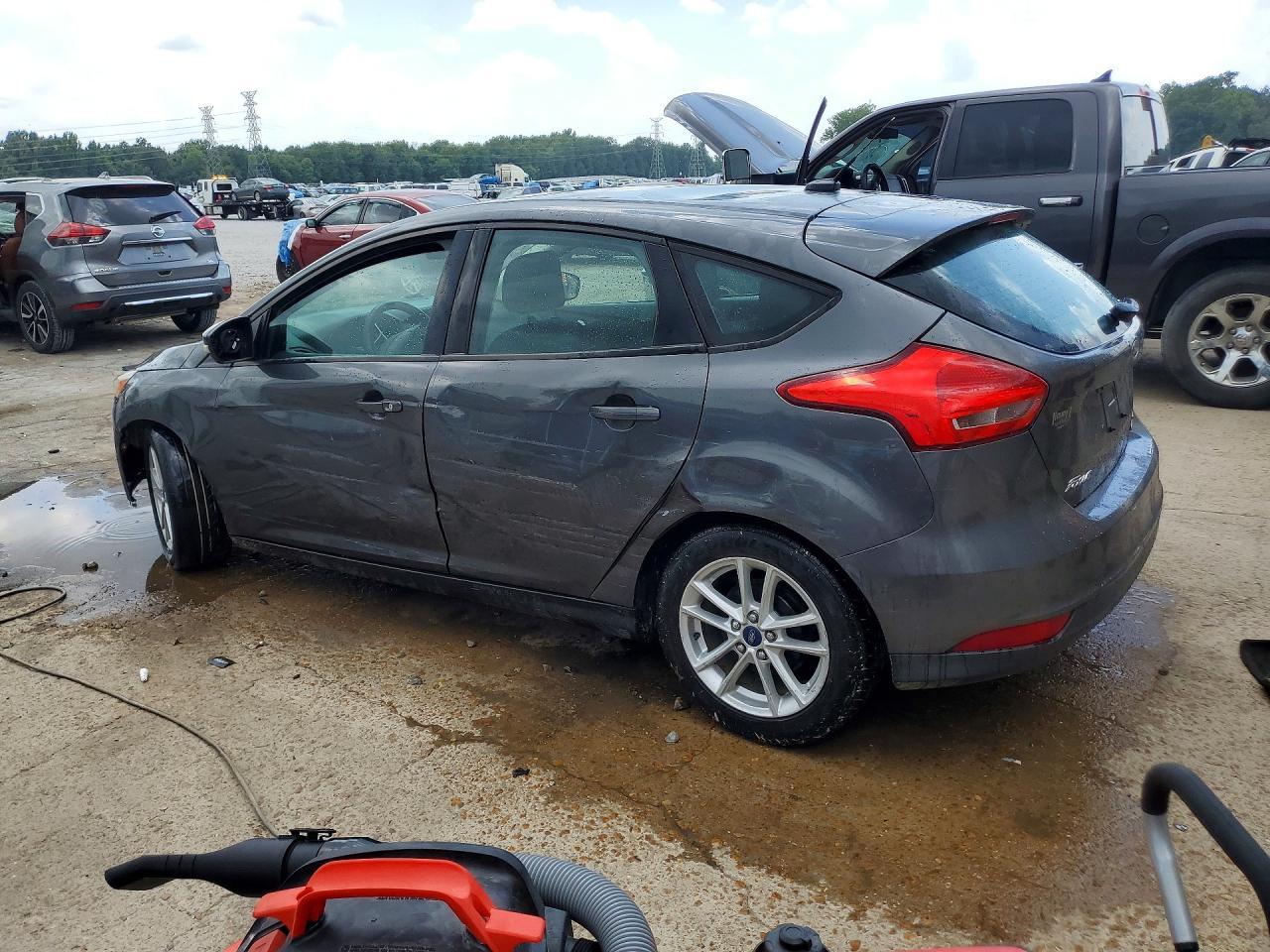 2015 Ford Focus Se - Фото 2