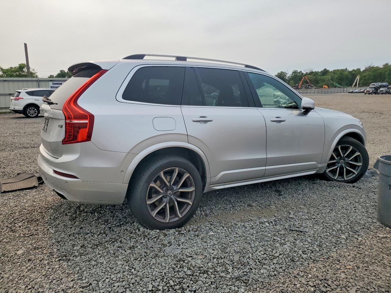 2016 Volvo Xc90 T6 - Image 3