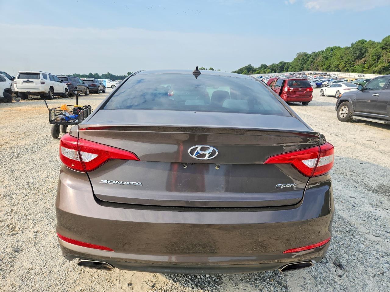 2017 Hyundai Sonata Sport - Image 6