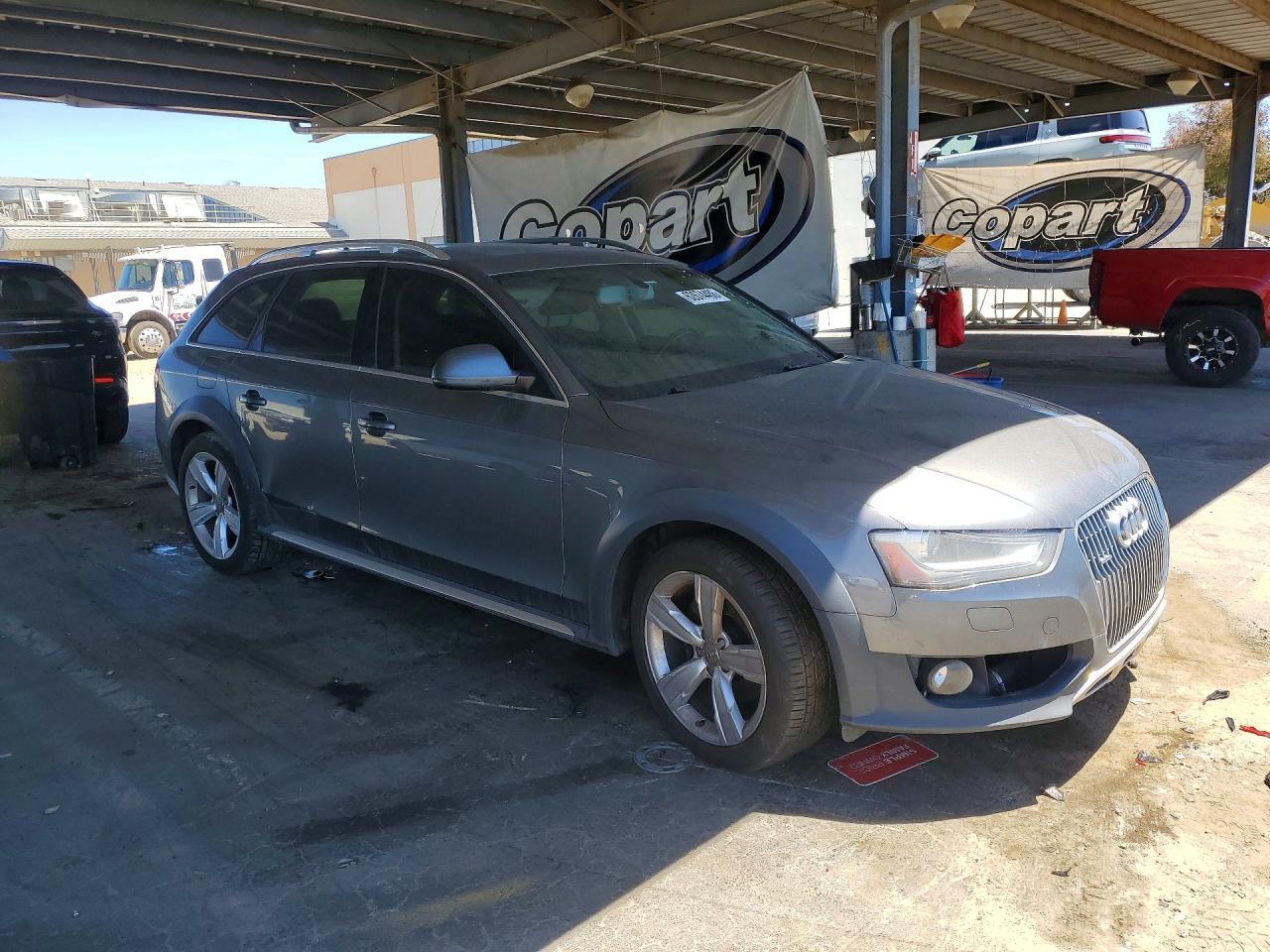 2013 Audi A4 Allroad Premium Plus - Фото 4