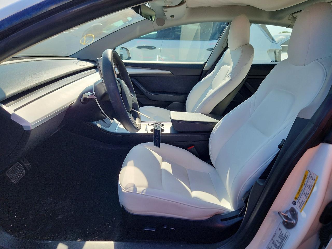 2021 Tesla Model 3 - Фото 7