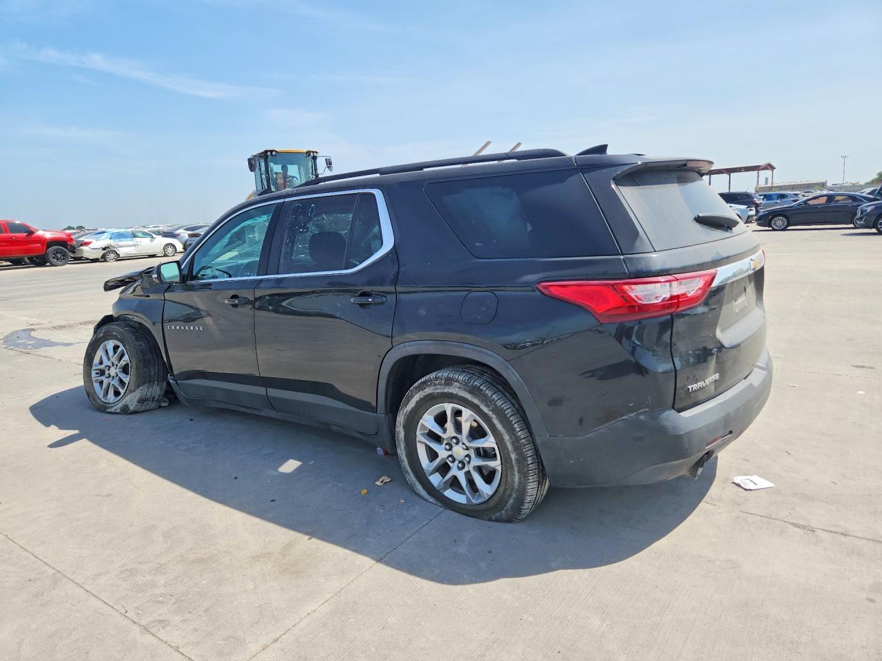 2019 Chevrolet Traverse Lt - Фото 2