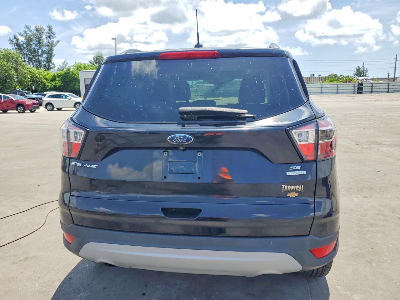 2018 Ford Escape Se - Фото 6