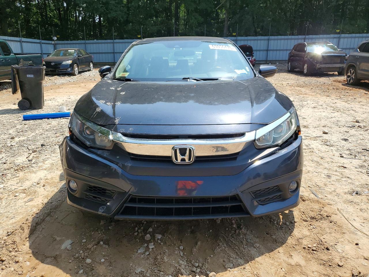 2018 Honda Civic Ex - Image 5