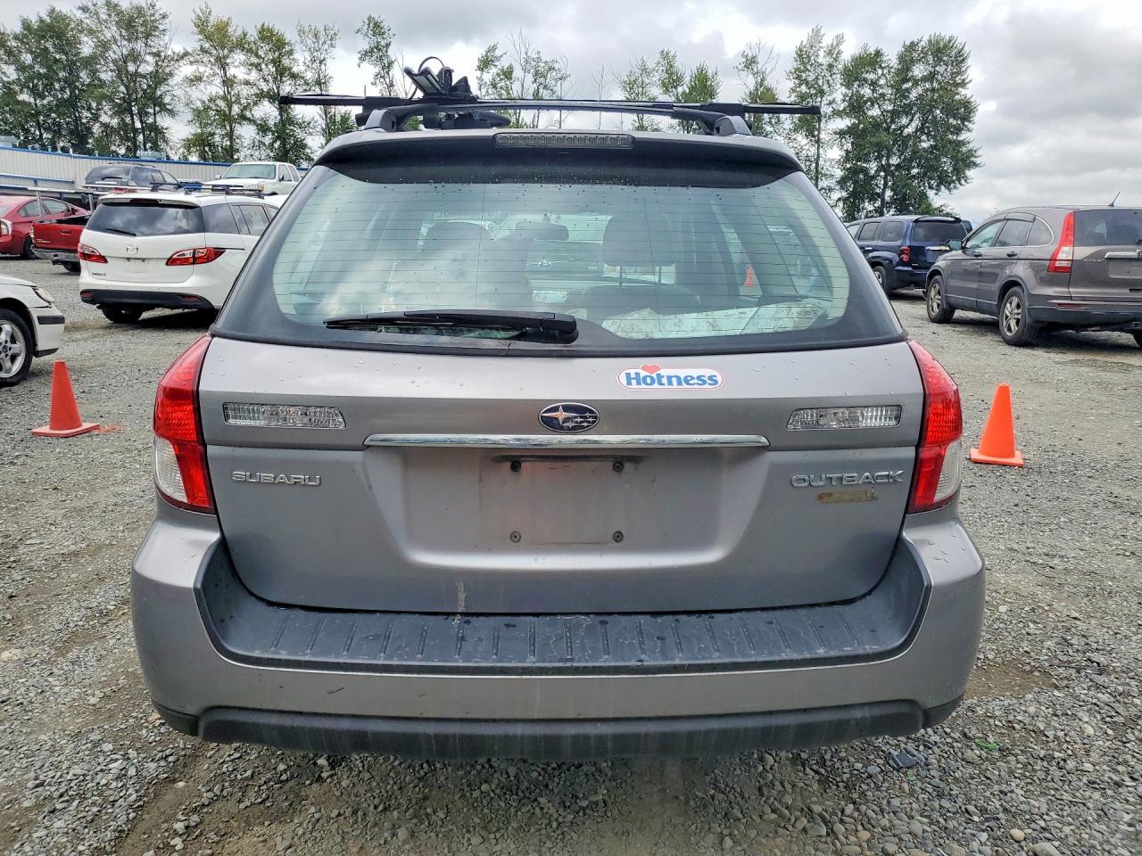 2009 Subaru Outback 2.5I - Image 6