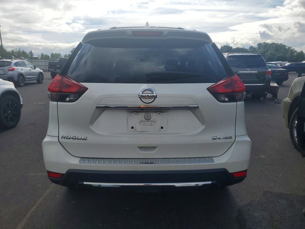 2017 Nissan Rogue Sv - Фото 6