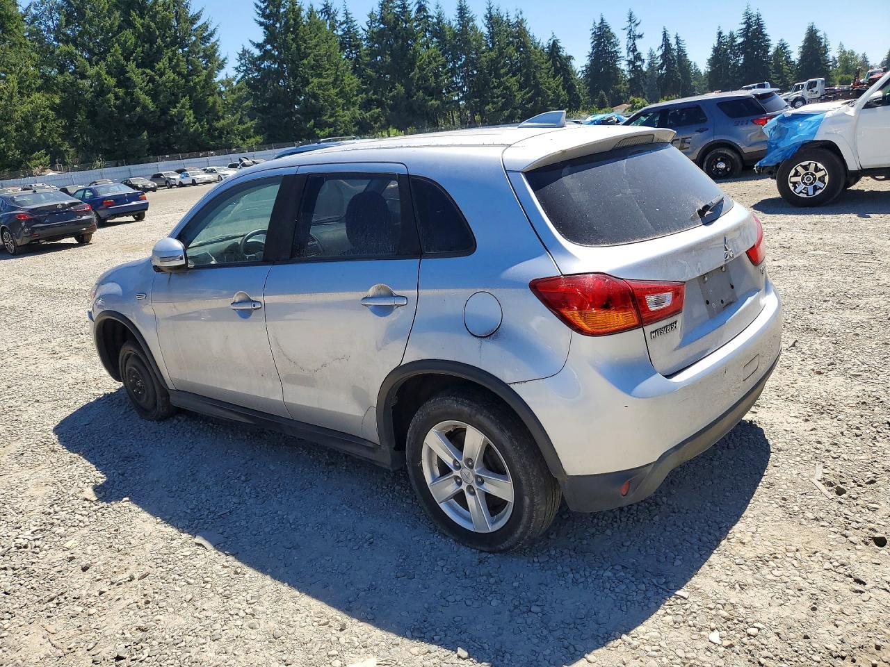 2017 Mitsubishi Outlander Sport Es - Image 2