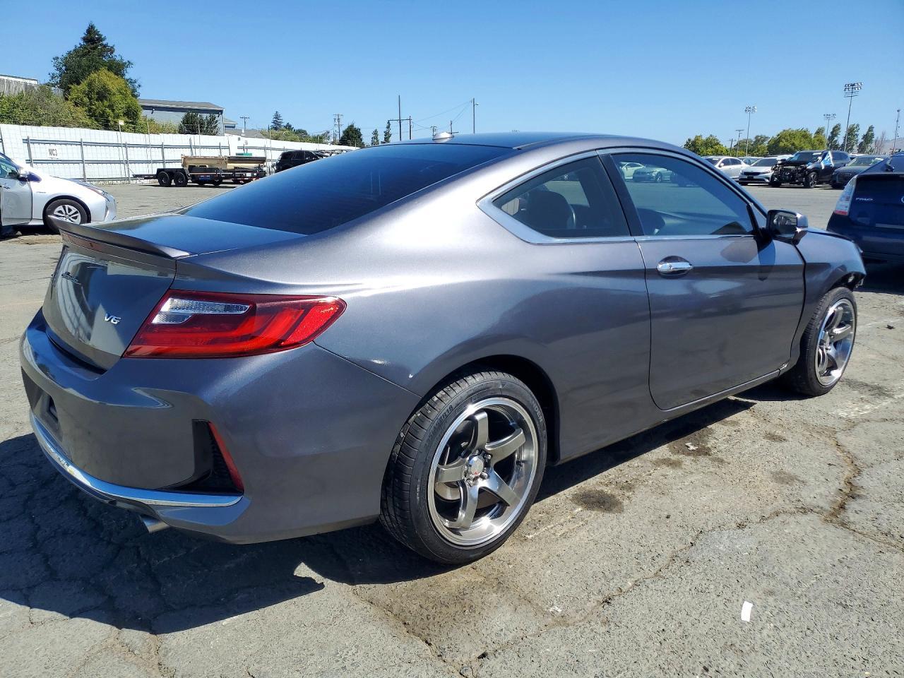 2017 Honda Accord Exl - Image 3