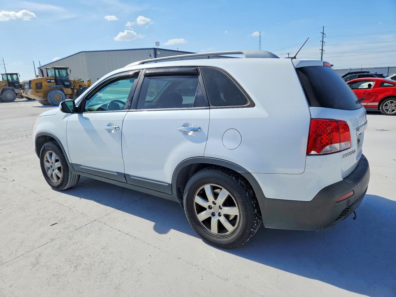 2011 Kia Sorento Lx - Фото 2