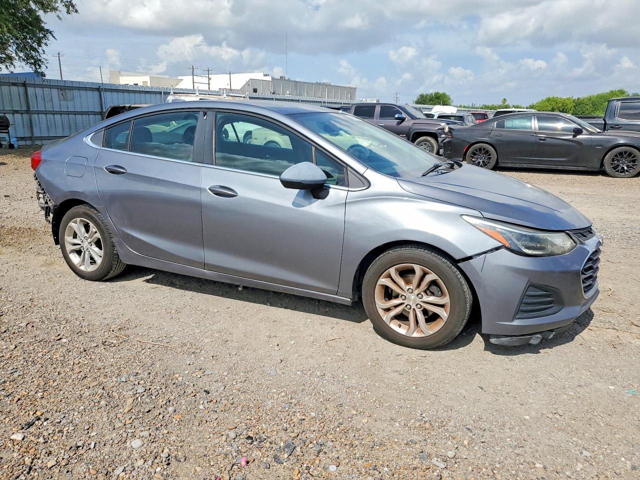 2019 Chevrolet Cruze Lt - Фото 4