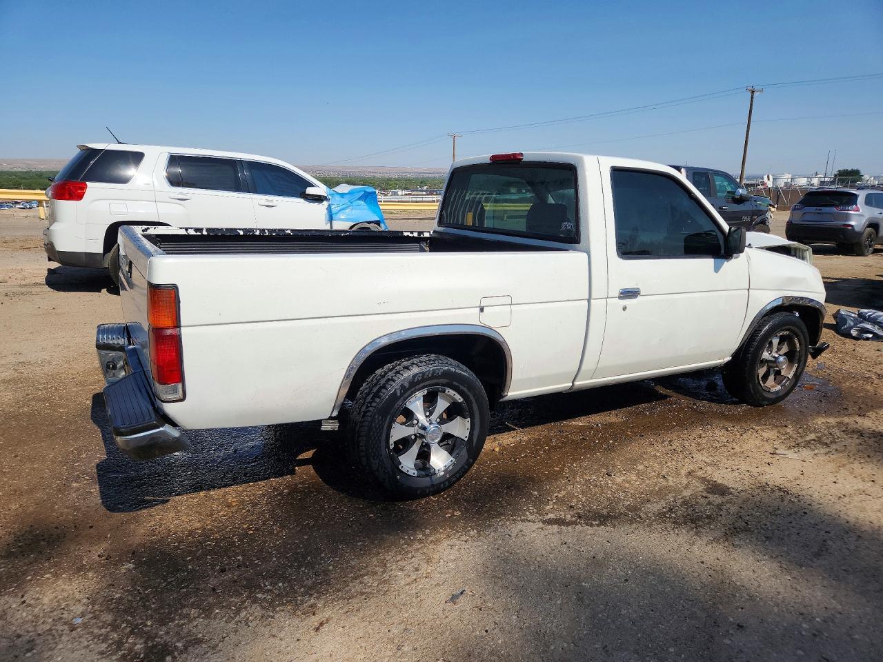 1995 Nissan Truck E/Xe - Image 3