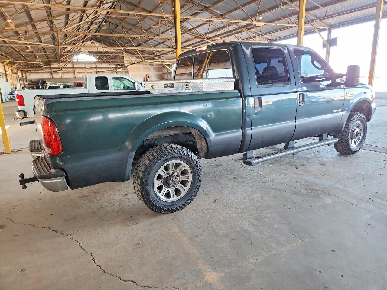 2004 Ford F250 Super Duty - Image 3