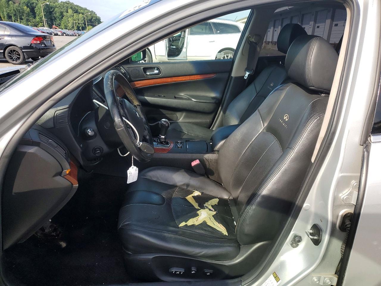 2009 Infiniti G37 Sedan X - Image 7