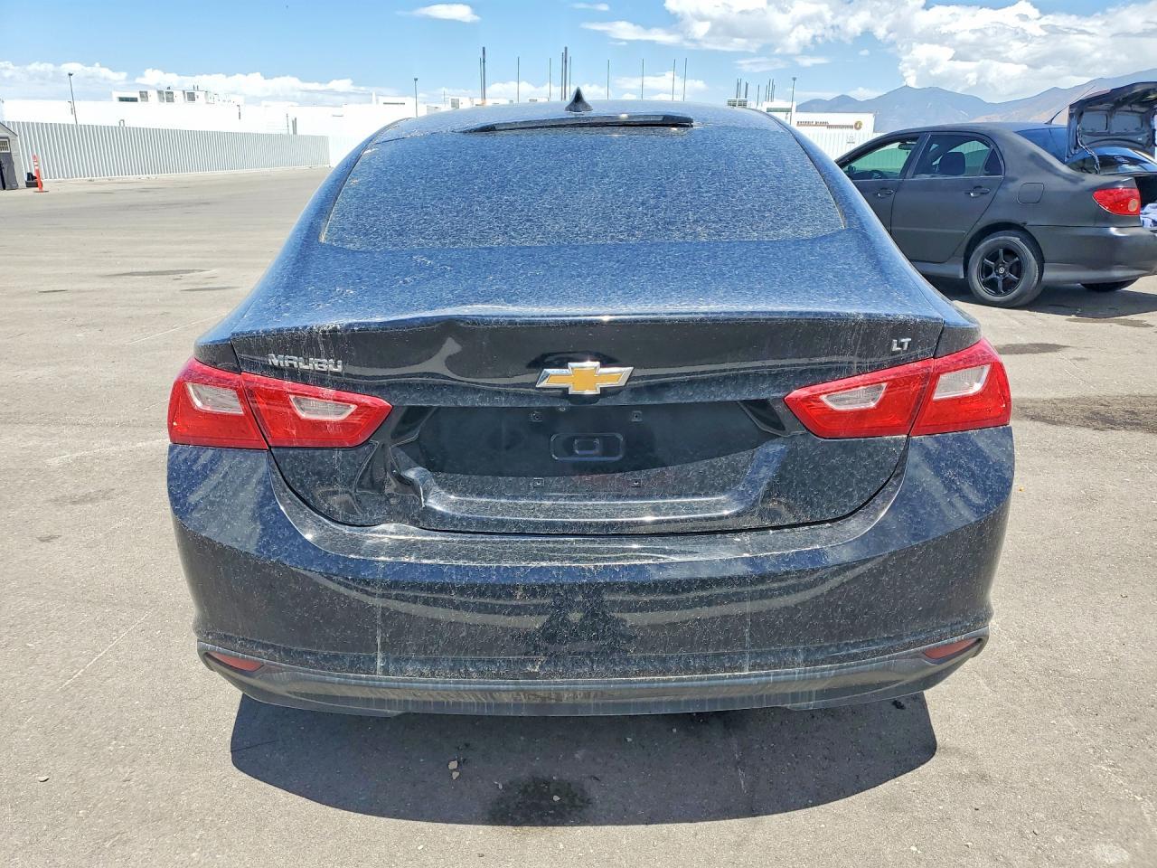 2017 Chev Malibu Lim - Image 6