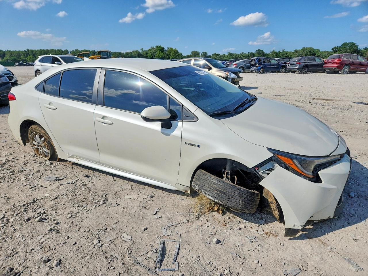2021 Toyota Corolla Le - Фото 4