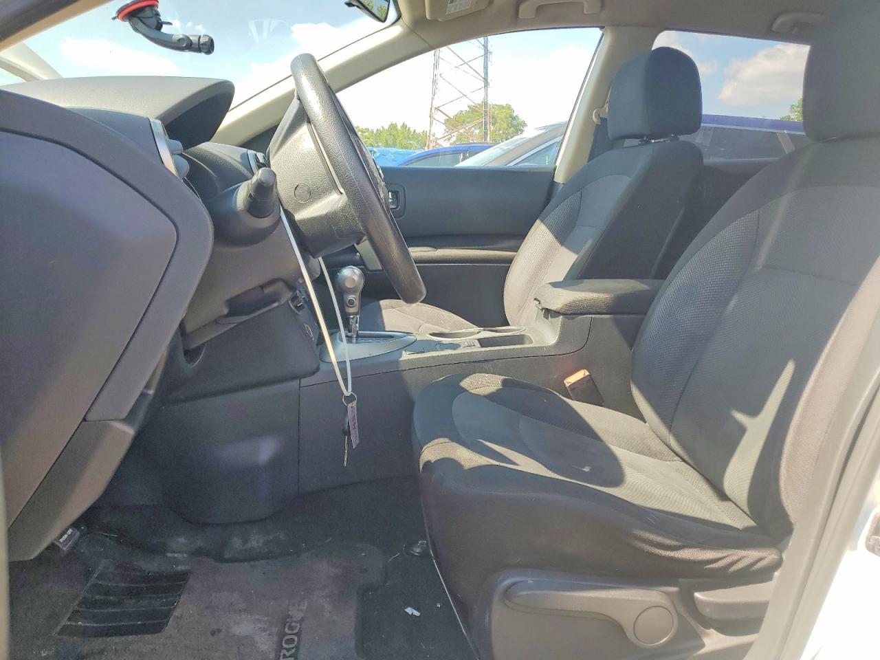 2013 Nissan Rogue S - Фото 7