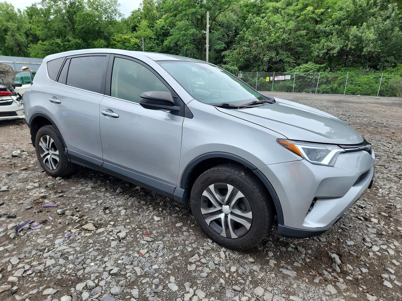 2018 Toyota Rav4 Le - Фото 4