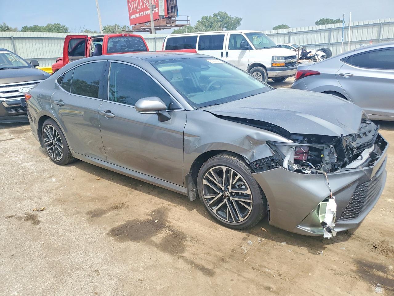 2026 Toyota Camry Xle - Image 4