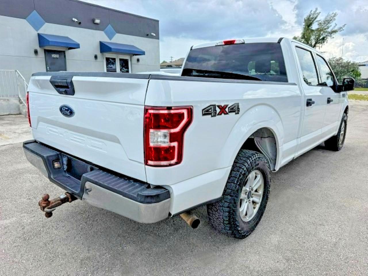 2020 Ford F150 Supercrew - Image 3