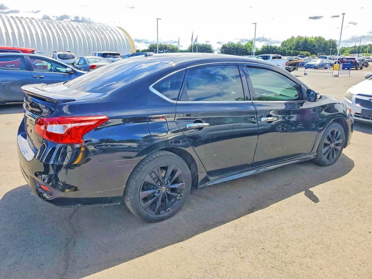2017 Nissan Sentra Sr - Image 3