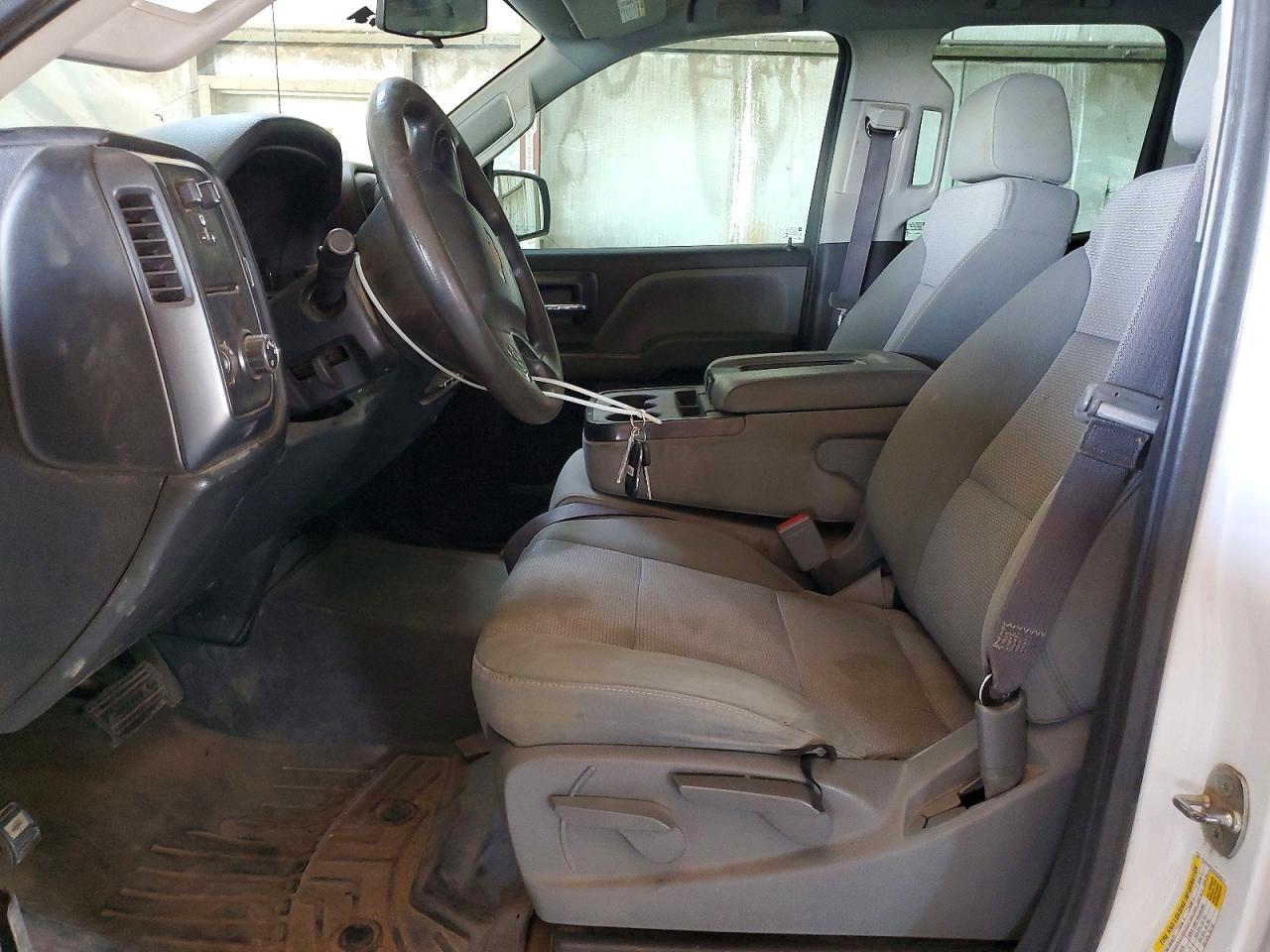 2017 Chevrolet Silverado C2500 Heavy Duty - Image 7