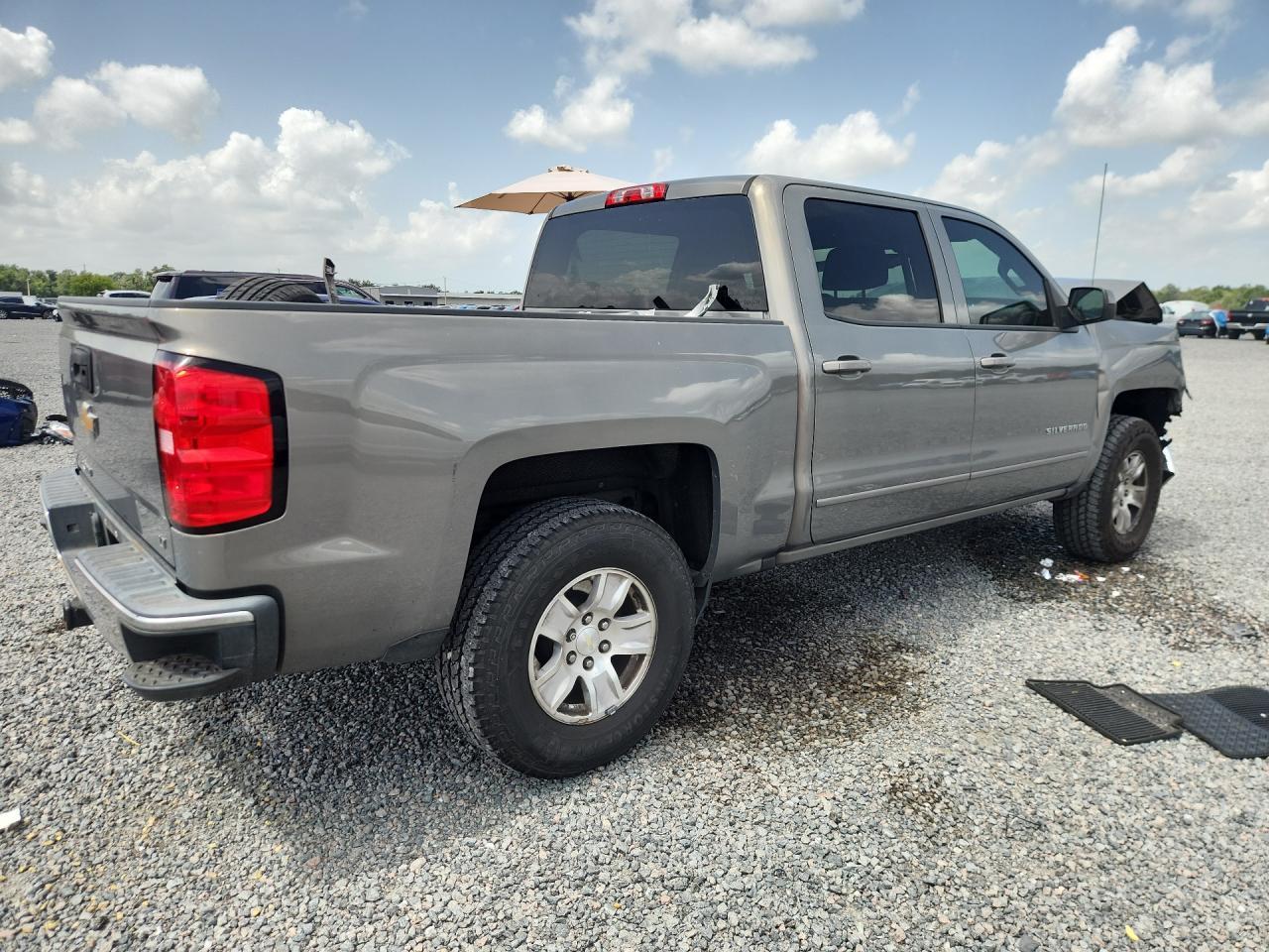 2017 Chevrolet Silverado C1500 Lt - Image 3