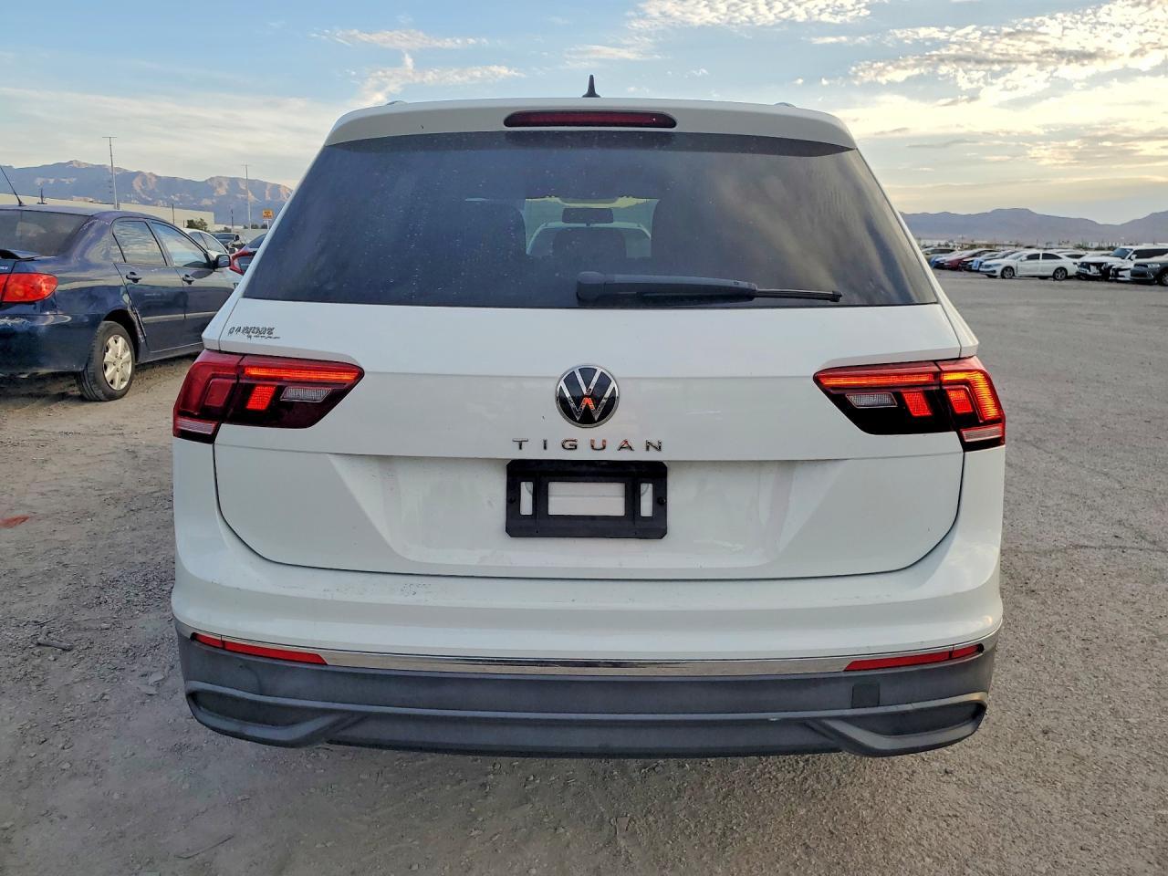 2022 Volkswagen Tiguan S - Image 6