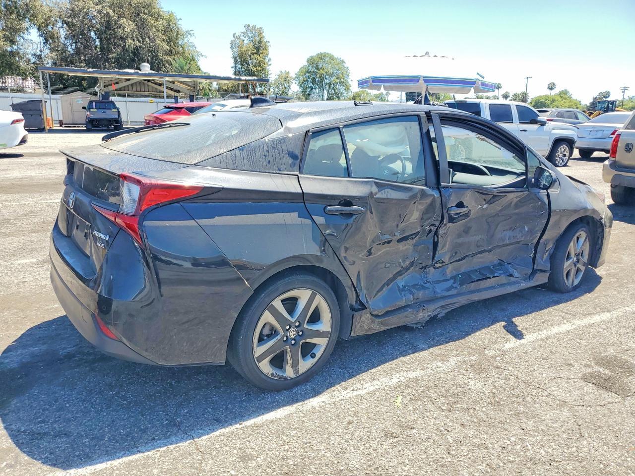 2022 Toyota Prius - Image 3