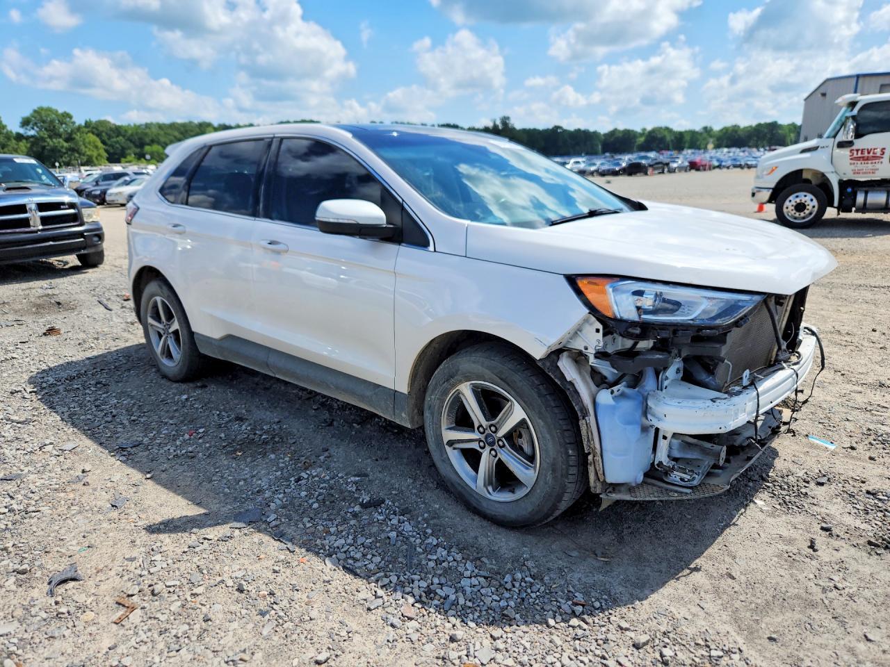 2019 Ford Edge - Фото 4