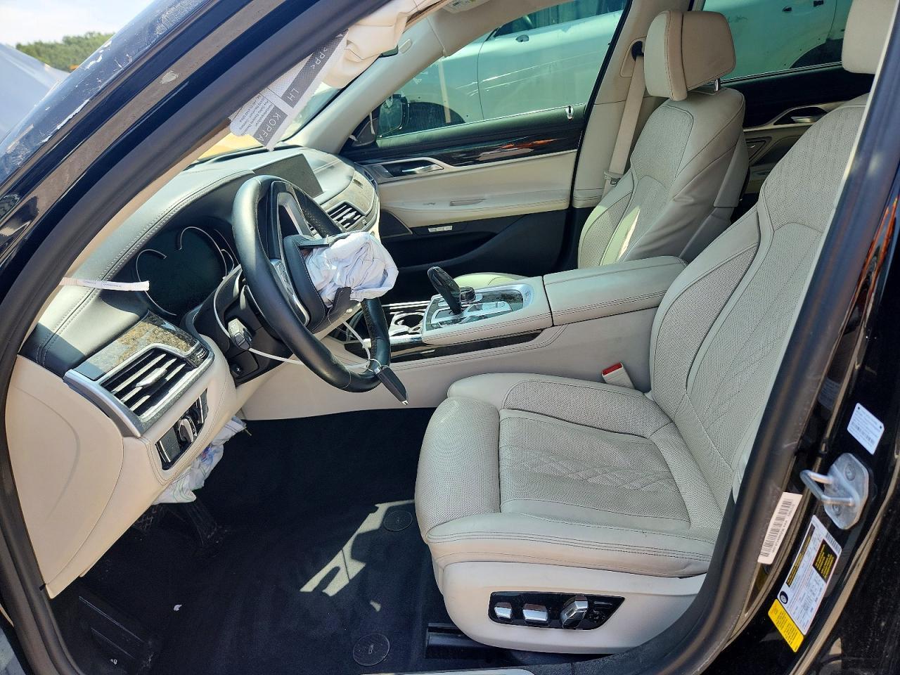 2018 BMW 740 I - Фото 7
