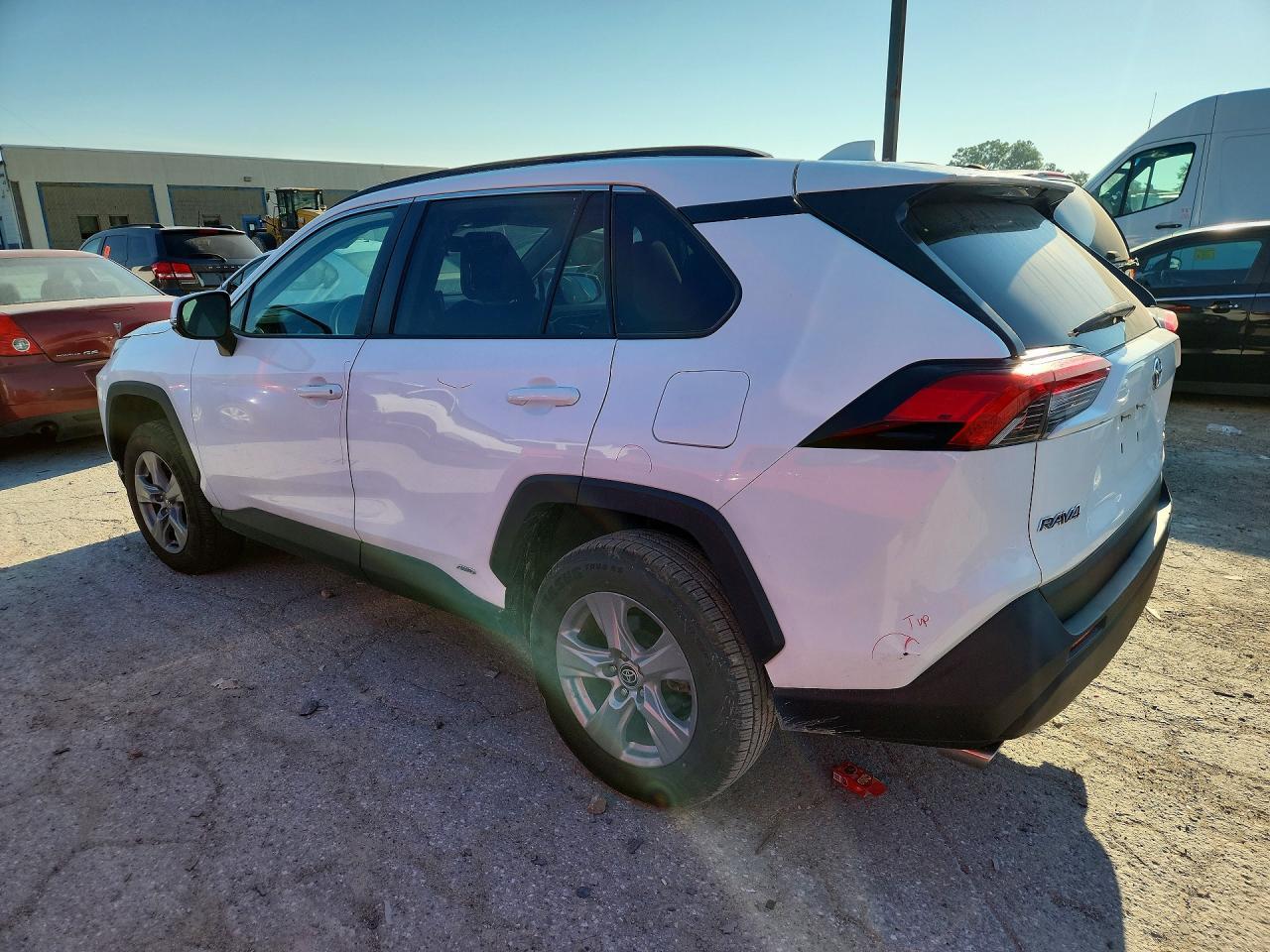 2022 Toyota Rav4 Xle - Фото 2