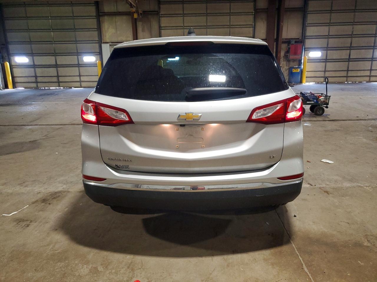 2018 Chevrolet Equinox Lt - Image 6