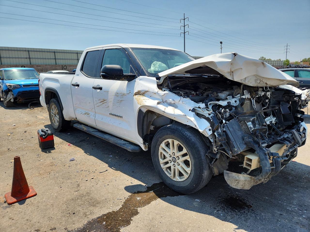 2022 Toyota Tundra Sr5 - Image 4
