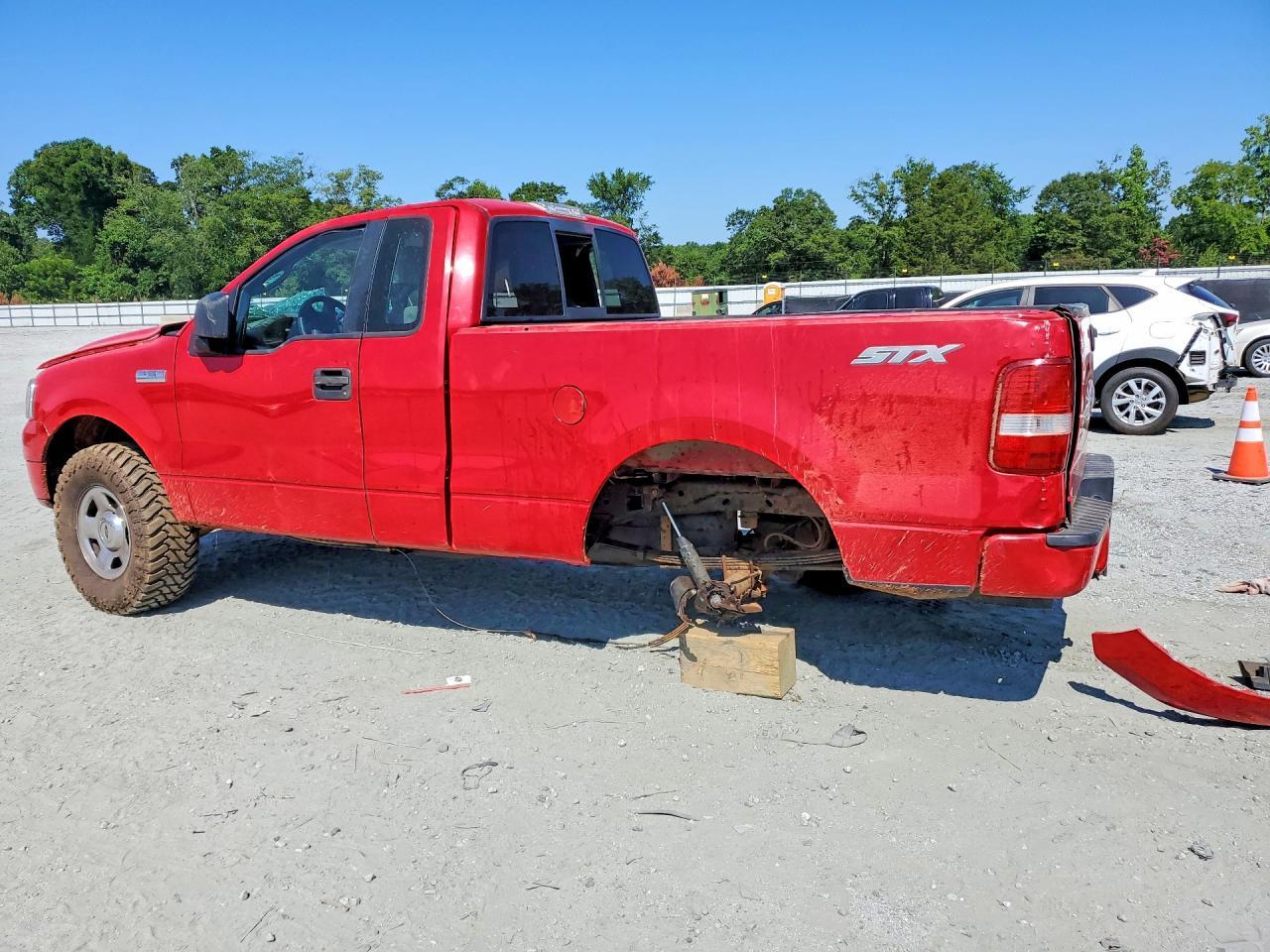 2005 Ford F150 - Фото 2