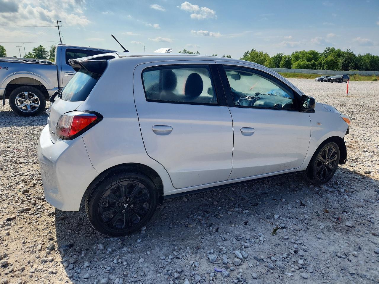 2022 Mitsubishi Mirage Se - Фото 3