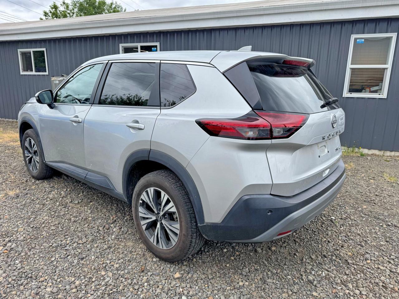 2023 Nissan Rogue Sv - Фото 3