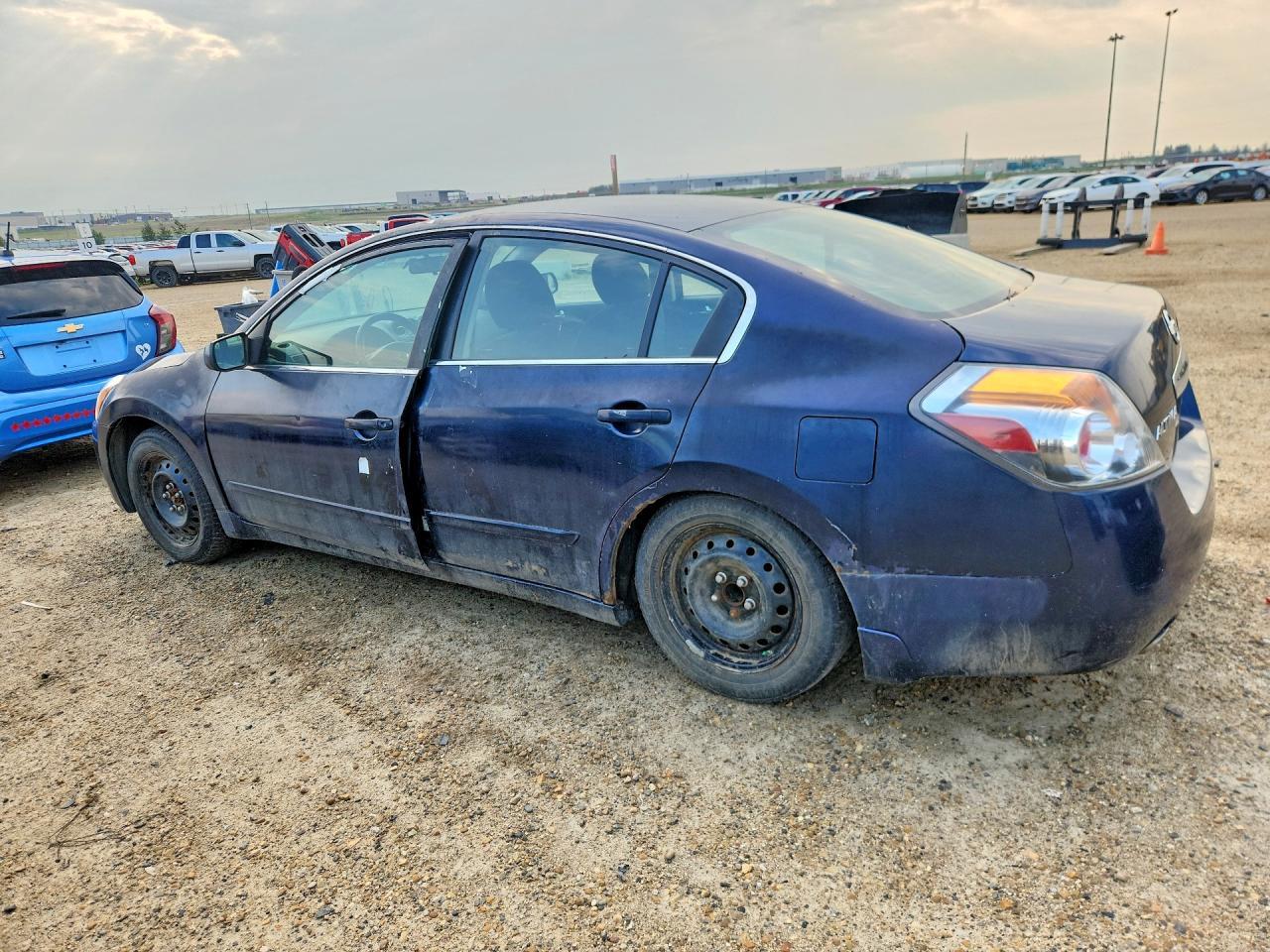 2012 Nissan Altima 2.5 - Image 2