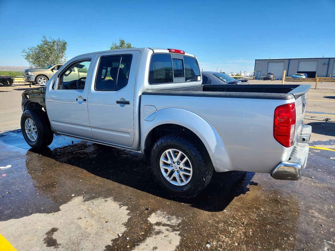 2014 Nissan Frontier Sv - Фото 2