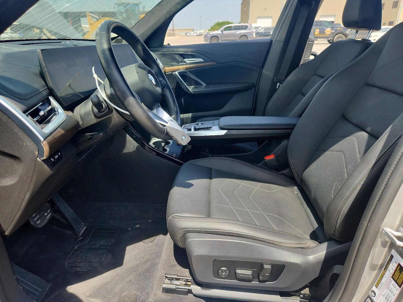 2025 BMW X1 xDrive28I - Фото 7