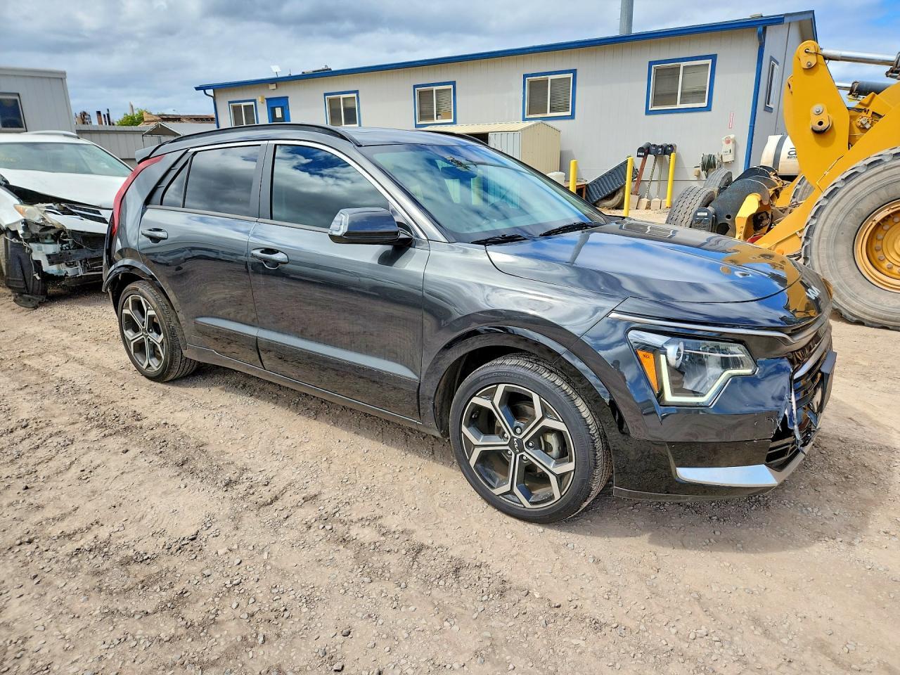 2023 Kia Niro Ex - Image 4