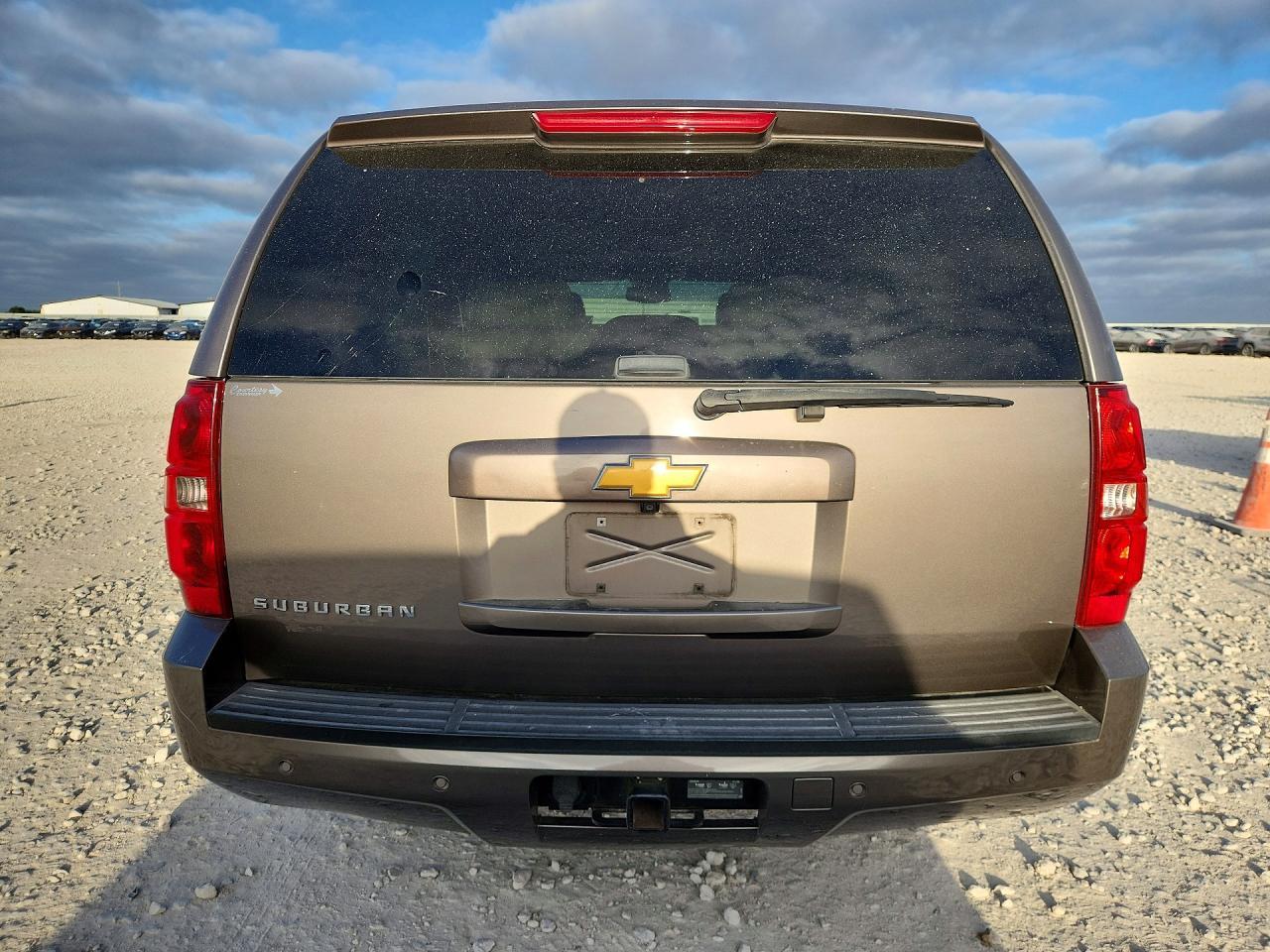 2014 Chevrolet Suburban C1500 Lt - Image 6