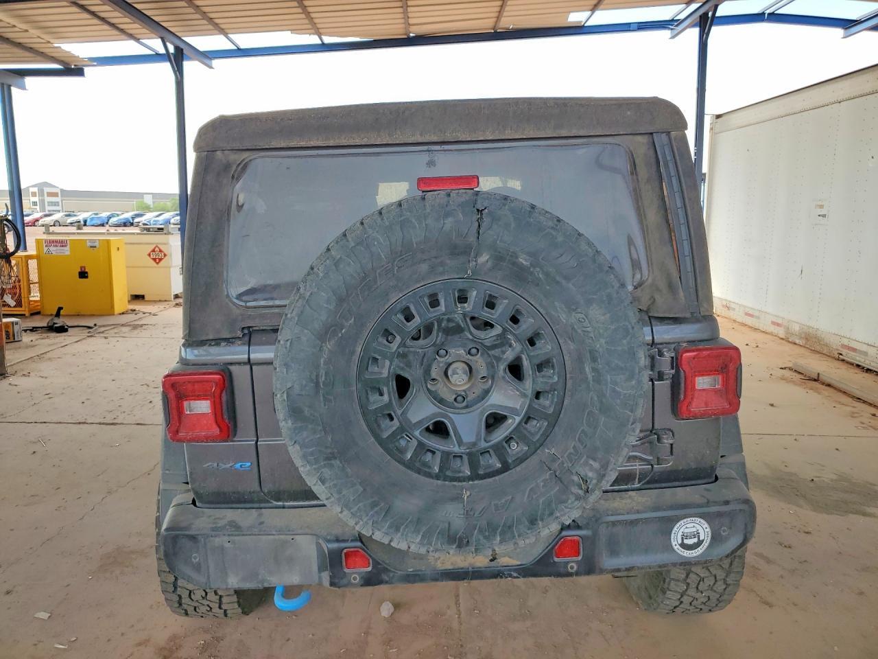 2022 Jeep Wrangler Unlimited Rubicon 4Xe - Фото 6